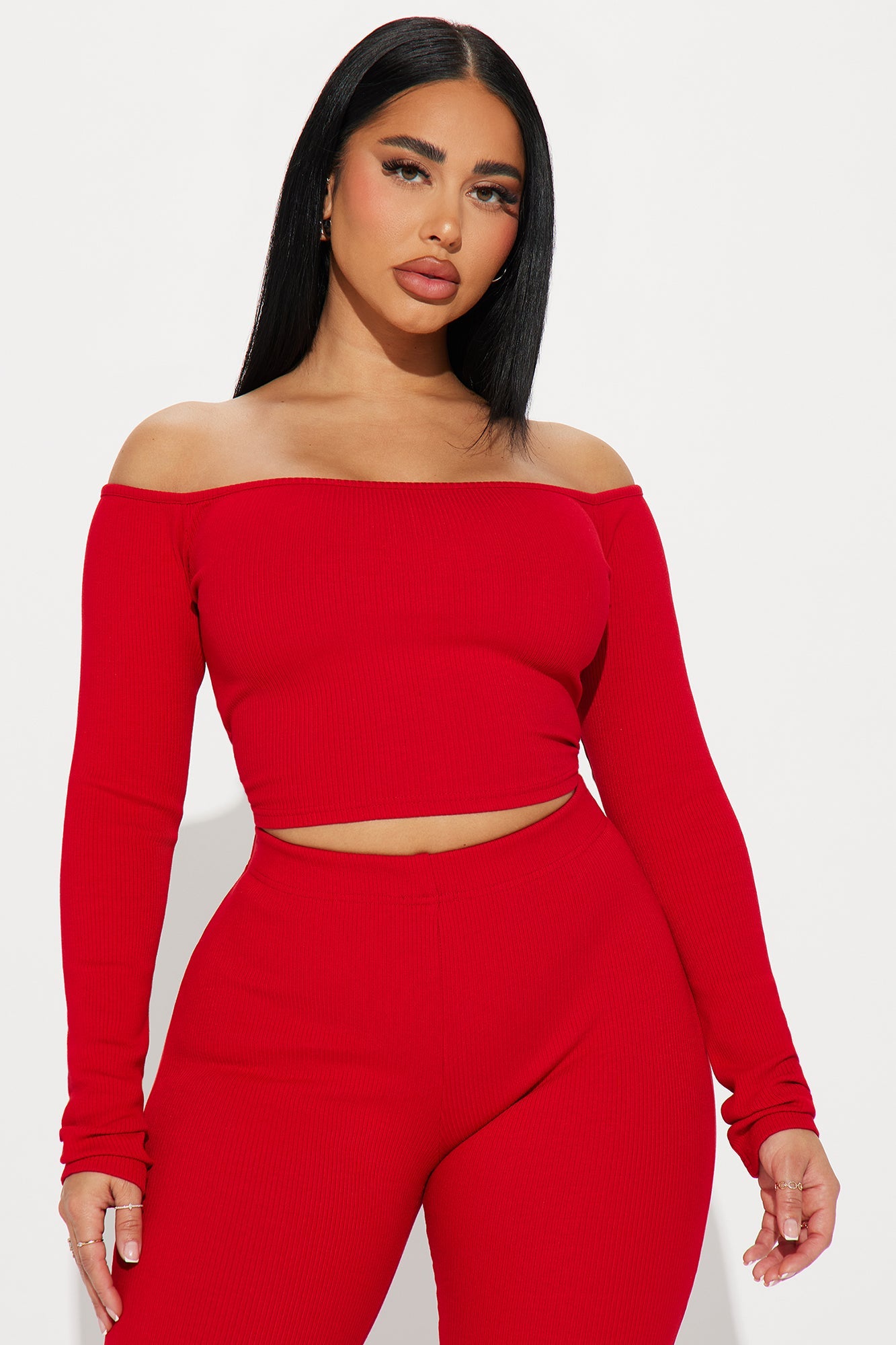 https://cdn.shopify.com/s/files/1/0293/9277/files/01-17-24_S1_18_CC0708F_Red_P_KT_AP_11-07-27_2734_PXF.jpg?v=1705963374