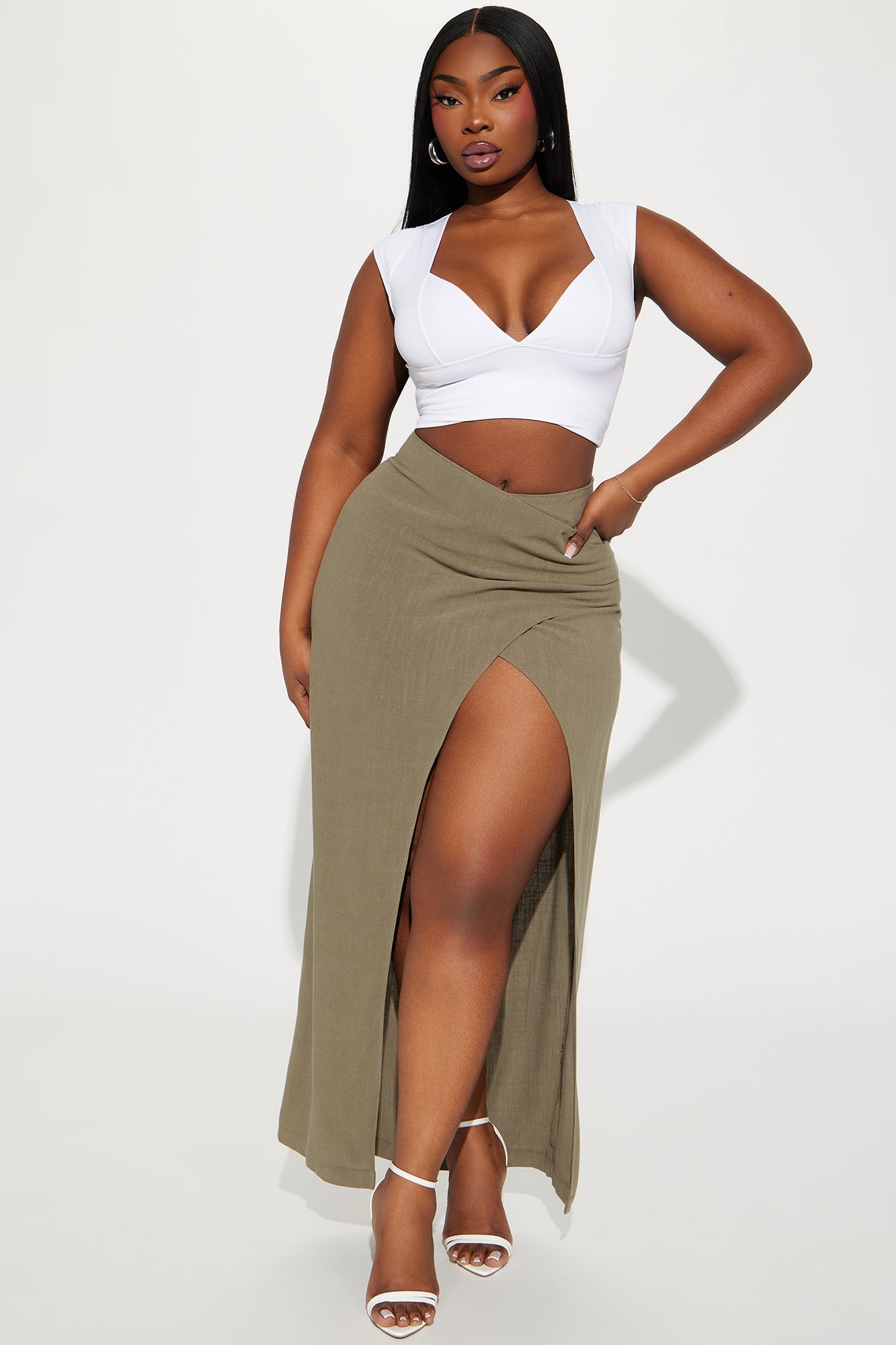 https://cdn.shopify.com/s/files/1/0293/9277/files/02-22-24_S4_37_S50034C_Olive_KJ_SS_13-21-49_PLUS_55254_PXF.jpg?v=1714427006